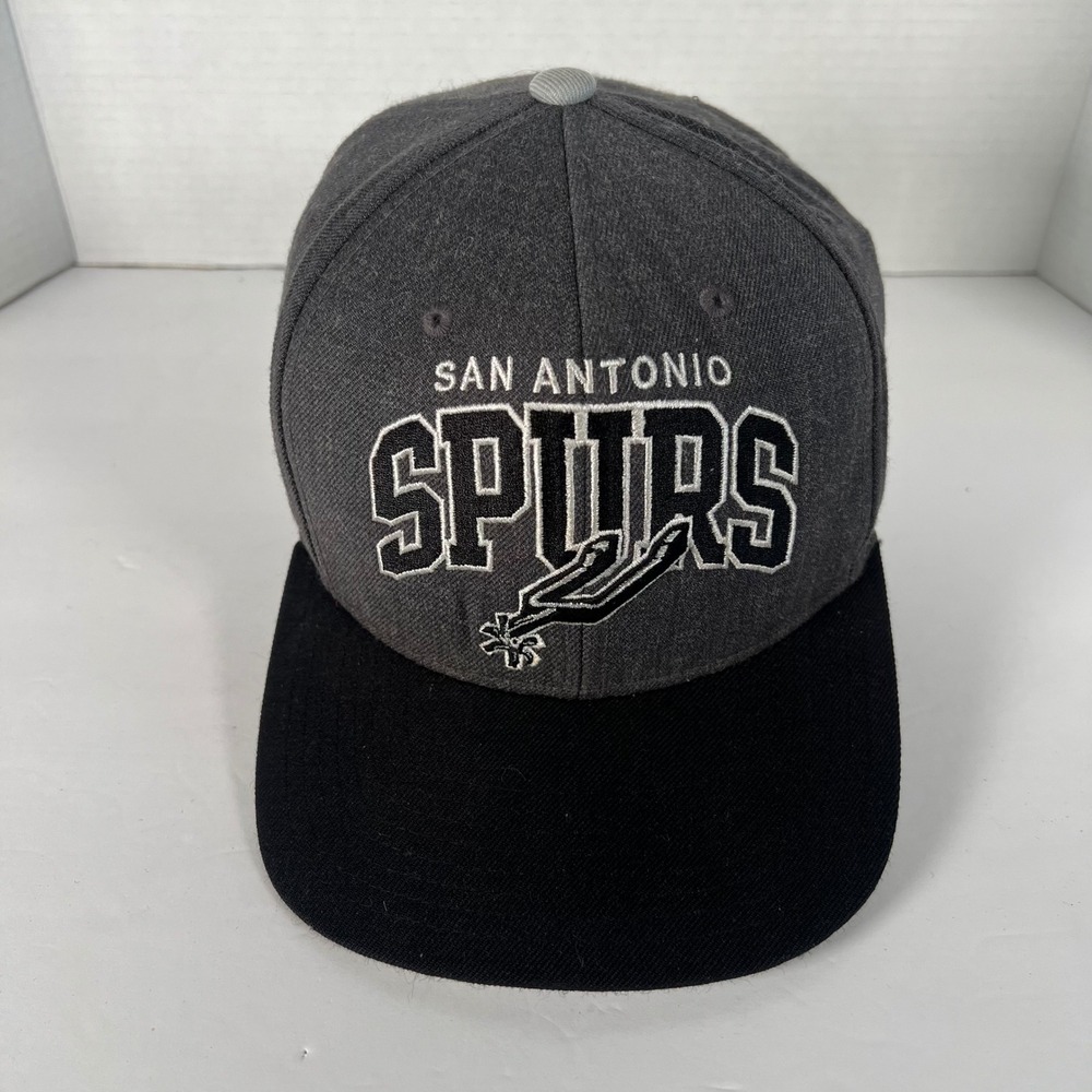 Mitchell Ness San Antonio Spurs Snapback Cap Hat NBA‎ Basketball Gray Black